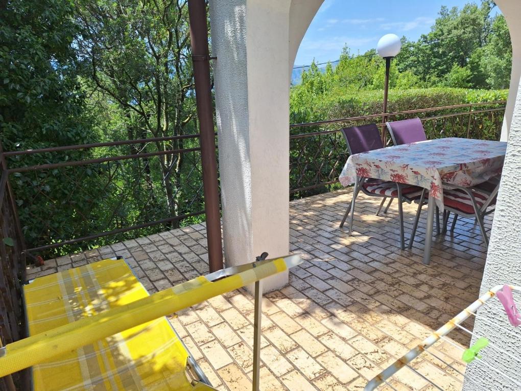 Krk Apartmani Pepina Pinezići Eksteriør bilde