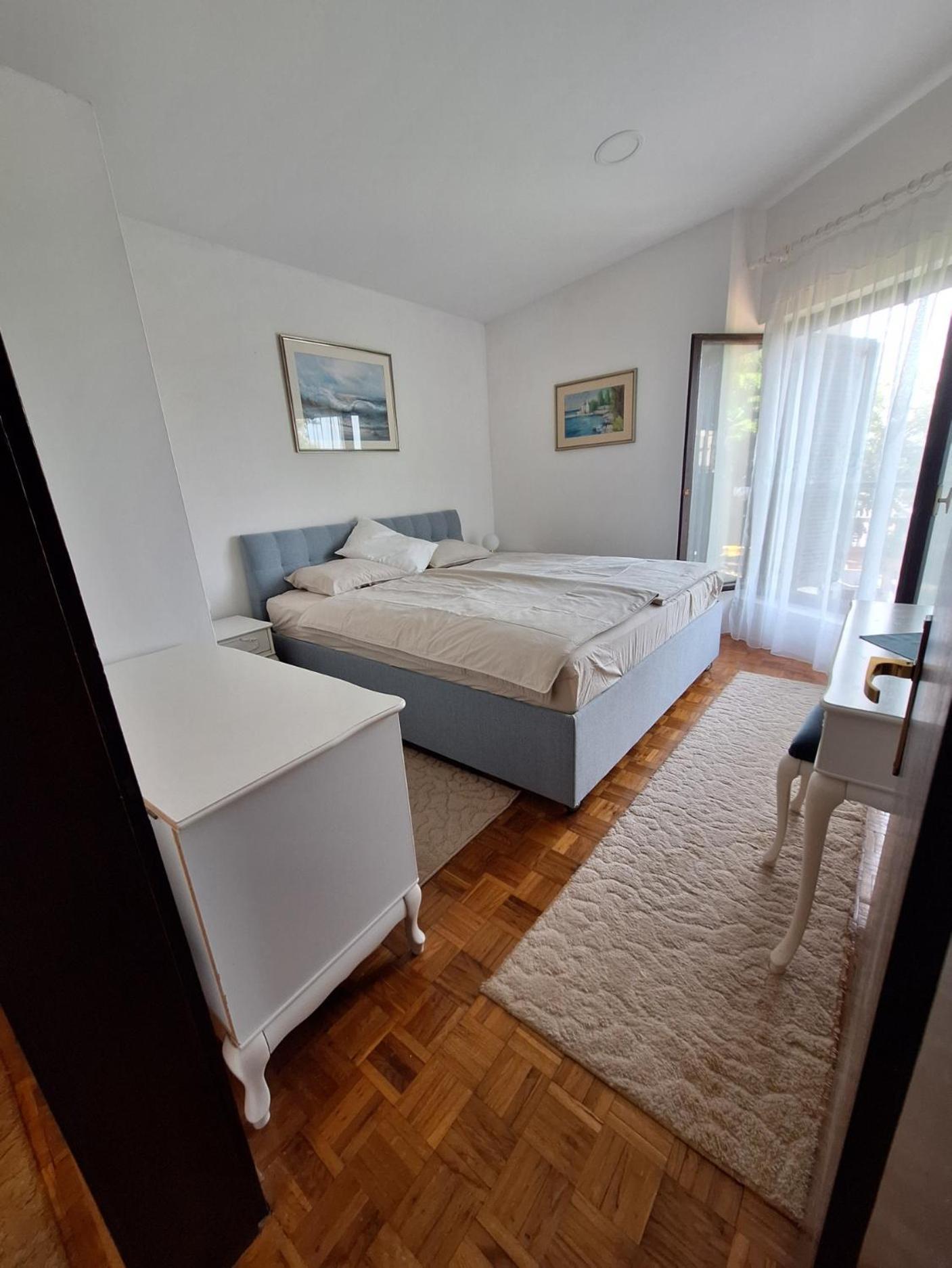 Krk Apartmani Pepina Pinezići Eksteriør bilde