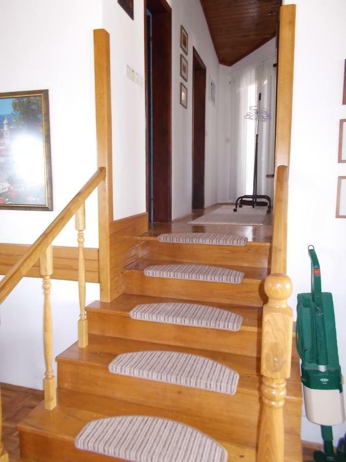 Krk Apartmani Pepina Pinezići Eksteriør bilde